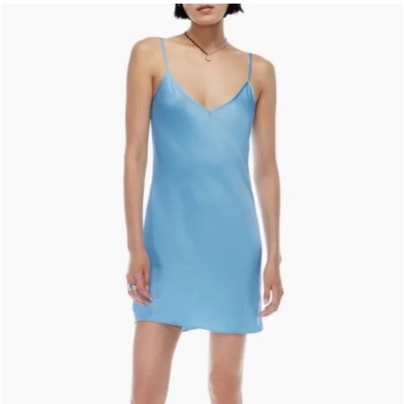 Wilfred Dresses & Skirts - NWOT Aritzia Wilfred Only Slip Mini Dress Size: Medium